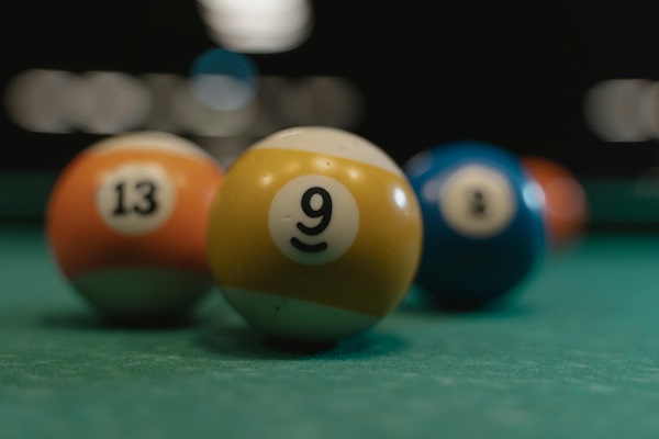 learn how to be a better pool player at What The Putt
